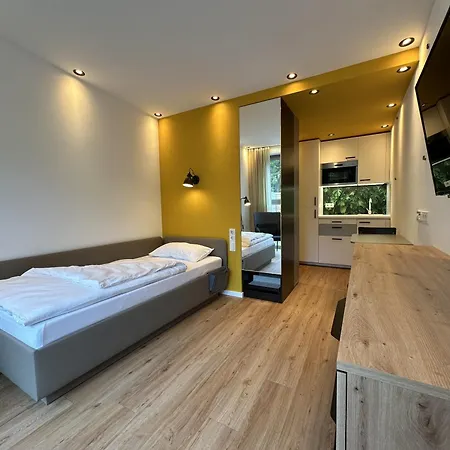 Fidschi's + Apartmán Nuertingen
